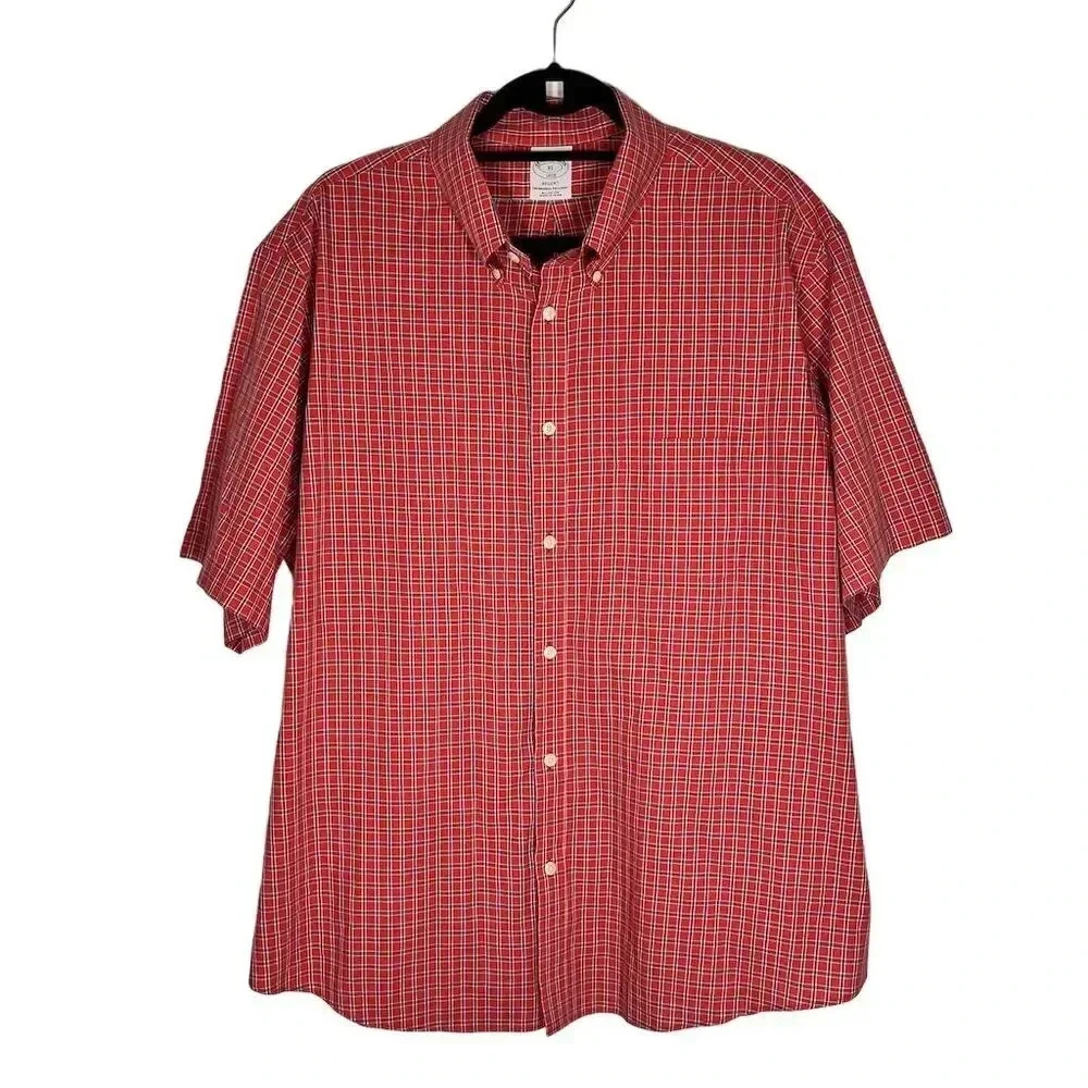 Brooks Brothers Men's XL Red‎ Plaid Short Sleeve Button-Up Shirt